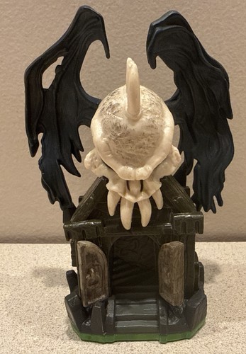 Darklight crypt skylanders - darklight,