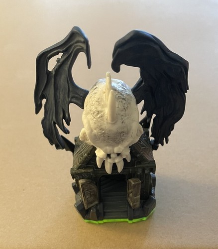 Skylanders darklight crypt - skylanders,