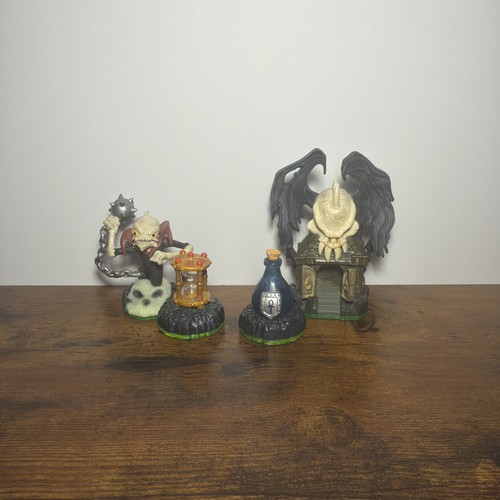Skylanders darklight crypt - skylanders,