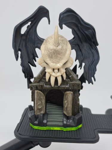 Darklight crypt skylanders - darklight,