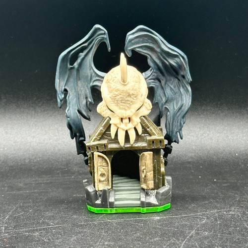 Darklight crypt skylanders - darklight,